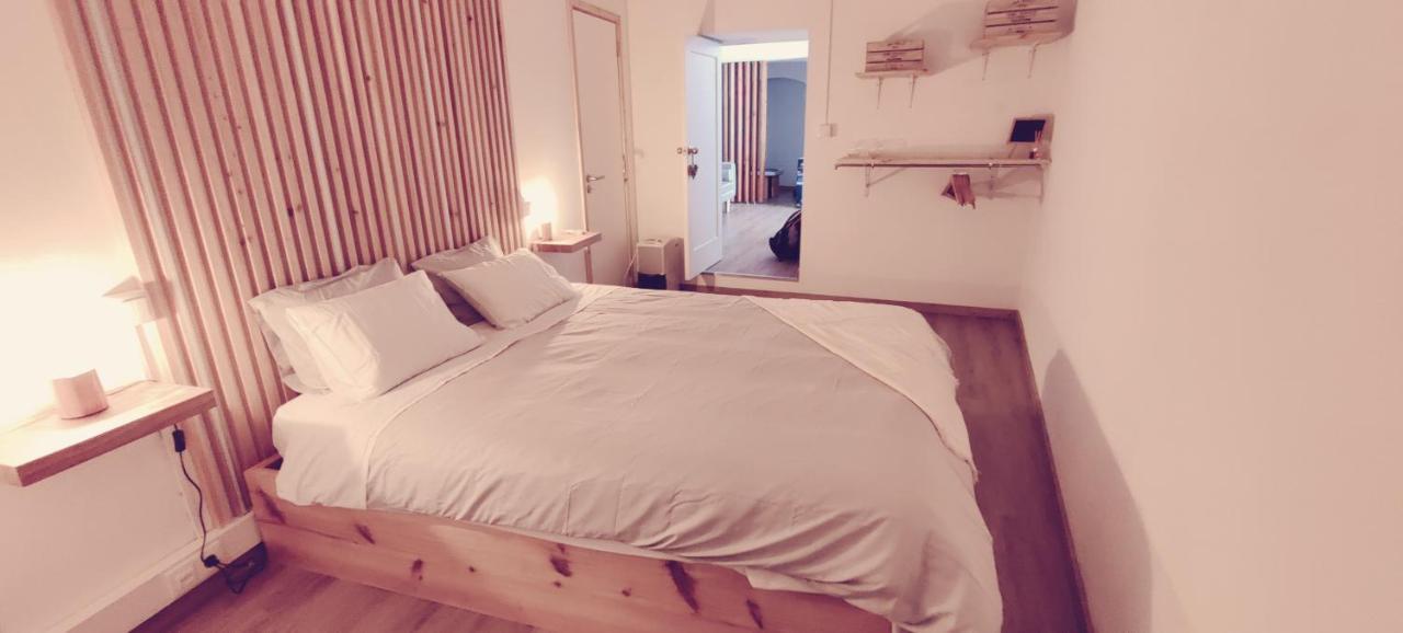 Santi E Benny Apartment ปอนตาเดลกาดา ภายนอก รูปภาพ