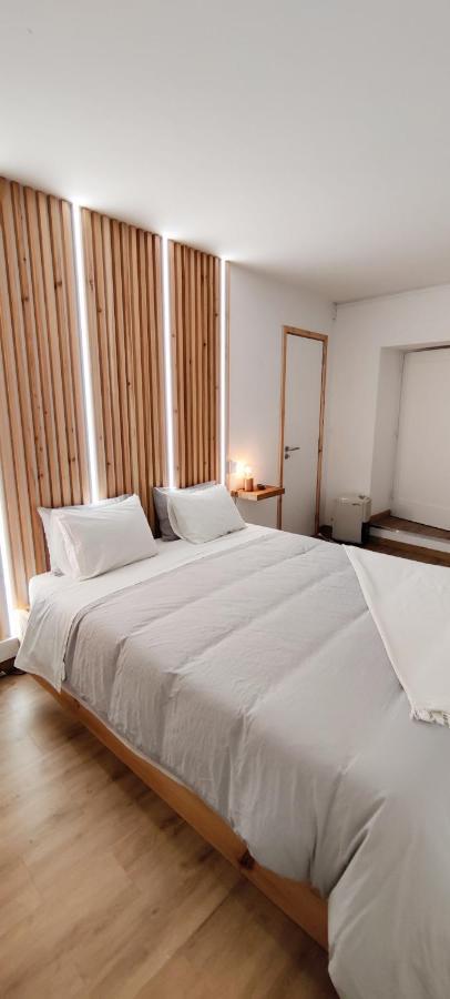 Santi E Benny Apartment ปอนตาเดลกาดา ภายนอก รูปภาพ