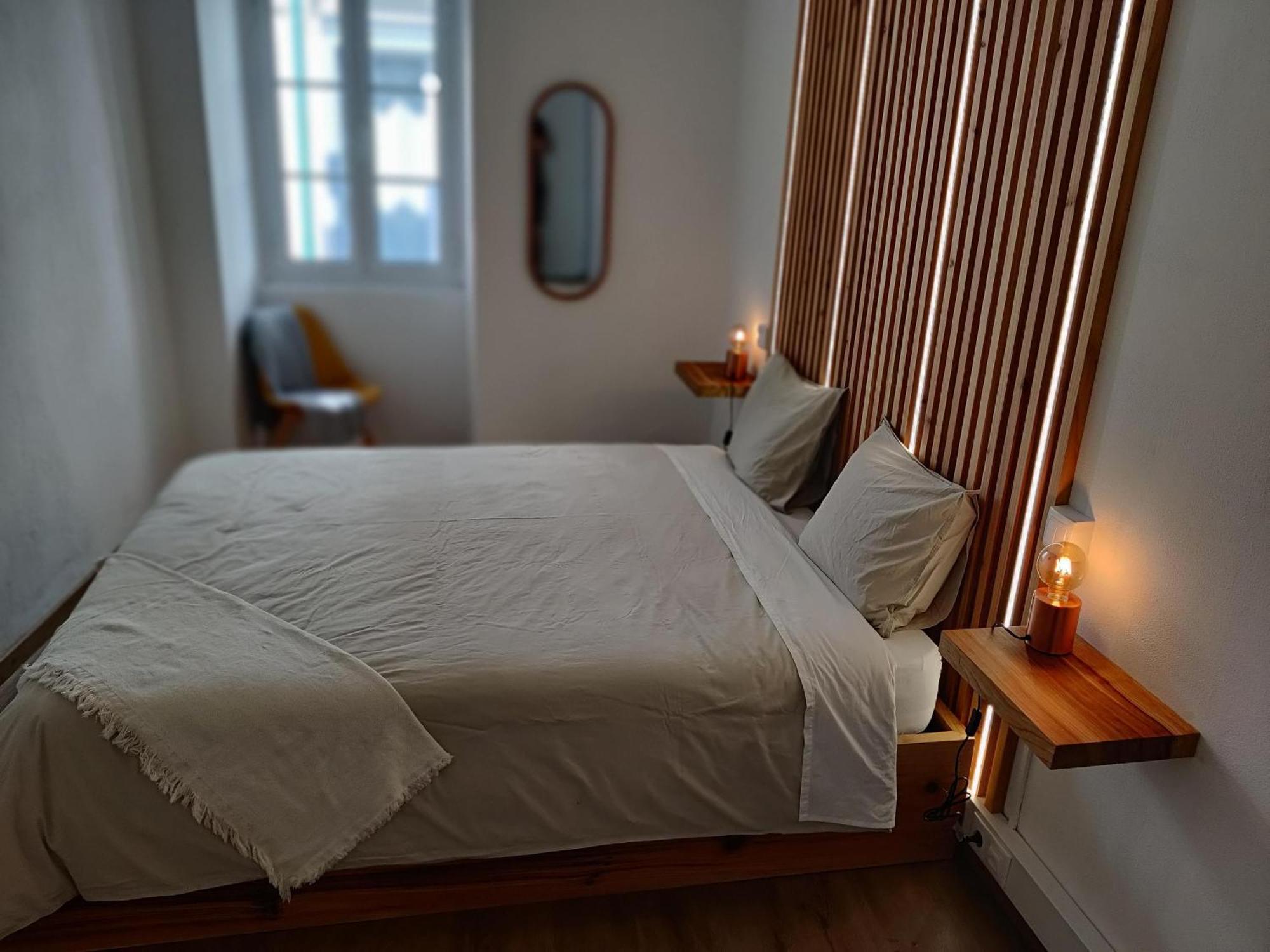 Santi E Benny Apartment ปอนตาเดลกาดา ภายนอก รูปภาพ